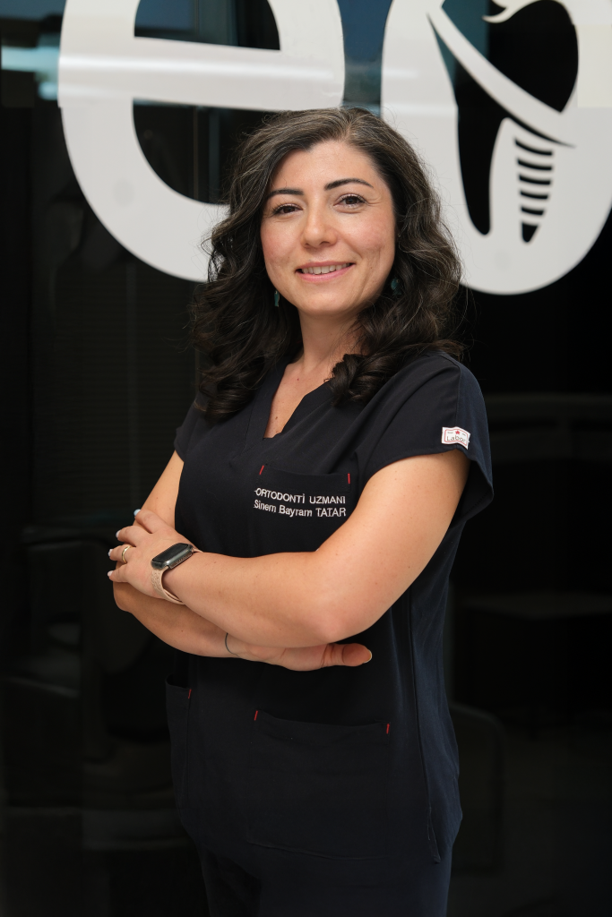 Uzm. Dr. Dt. Sinem BAYRAM TATAR